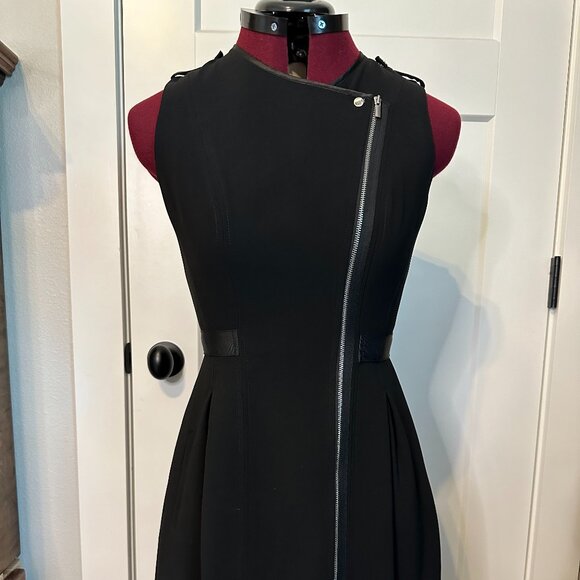 White House/Black Market Black Sleeveless Zippered Dress - Picture 1 of 10